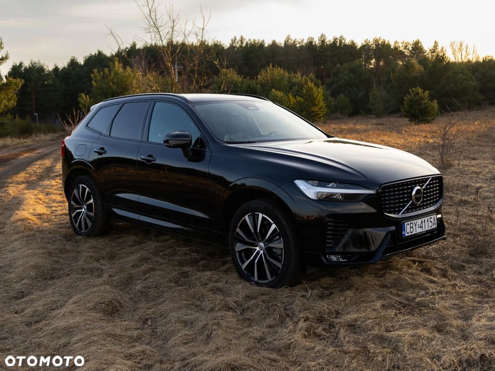 Volvo XC 60 B4 B Plus Dark - 22