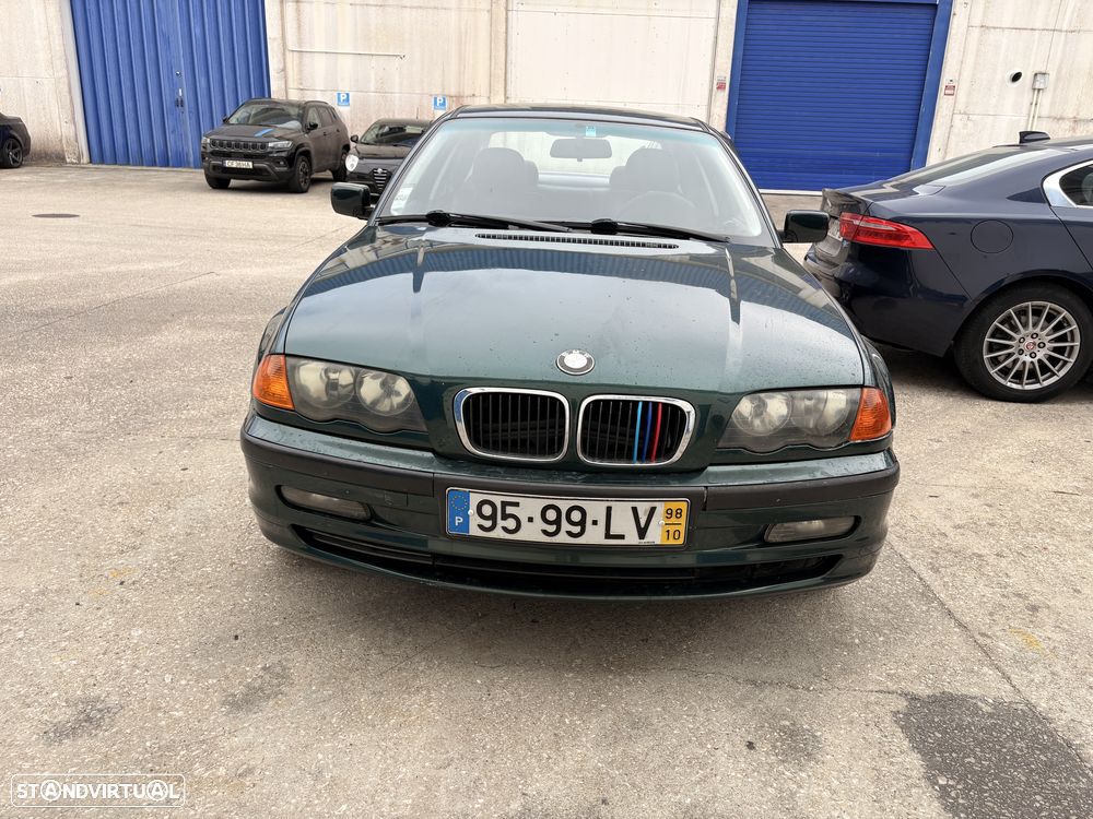 BMW 318 - 1