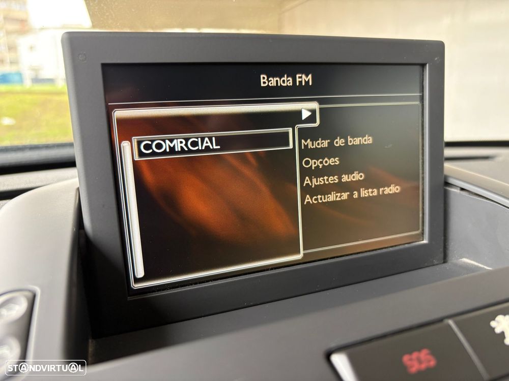 Peugeot 3008 1.6 HDi Allure - 22