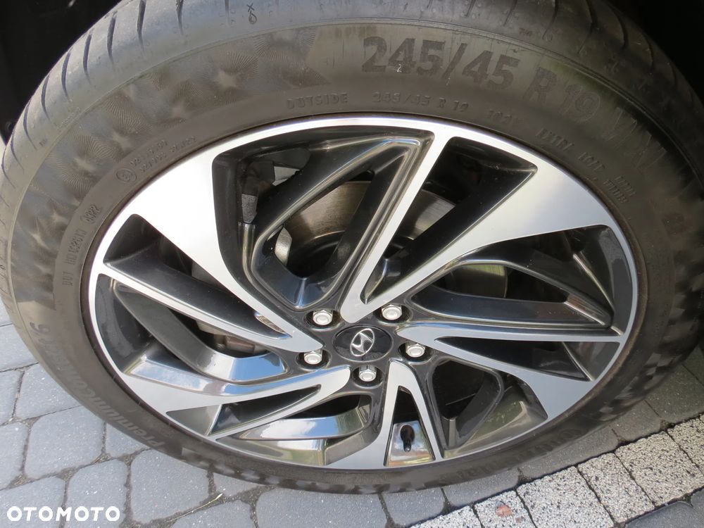 Hyundai Tucson 2.0 CRDi 4WD Automatik Style - 19