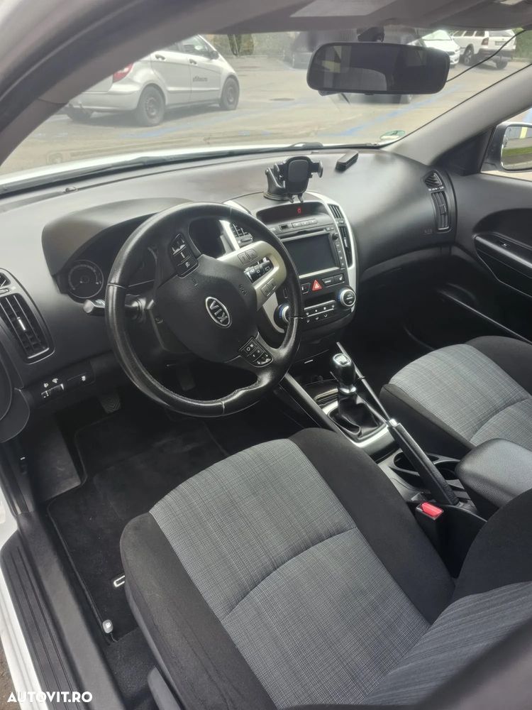 Kia Ceed 1.4 GSL City - 11