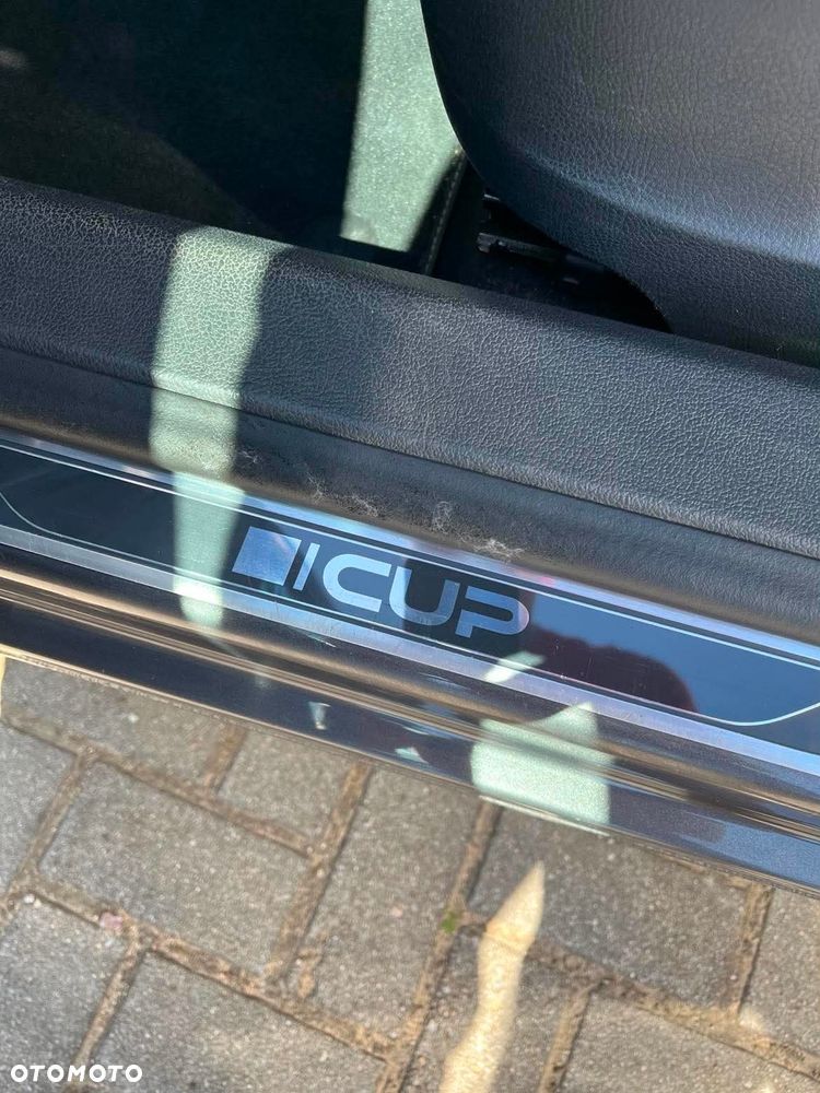 Volkswagen Tiguan - 23