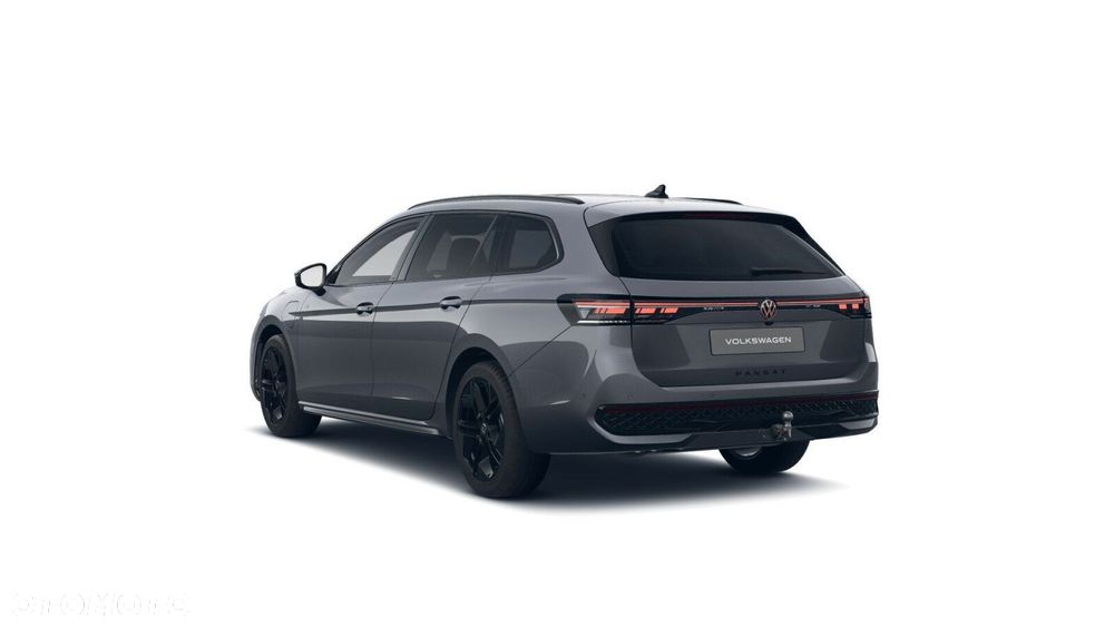 Volkswagen Passat - 4