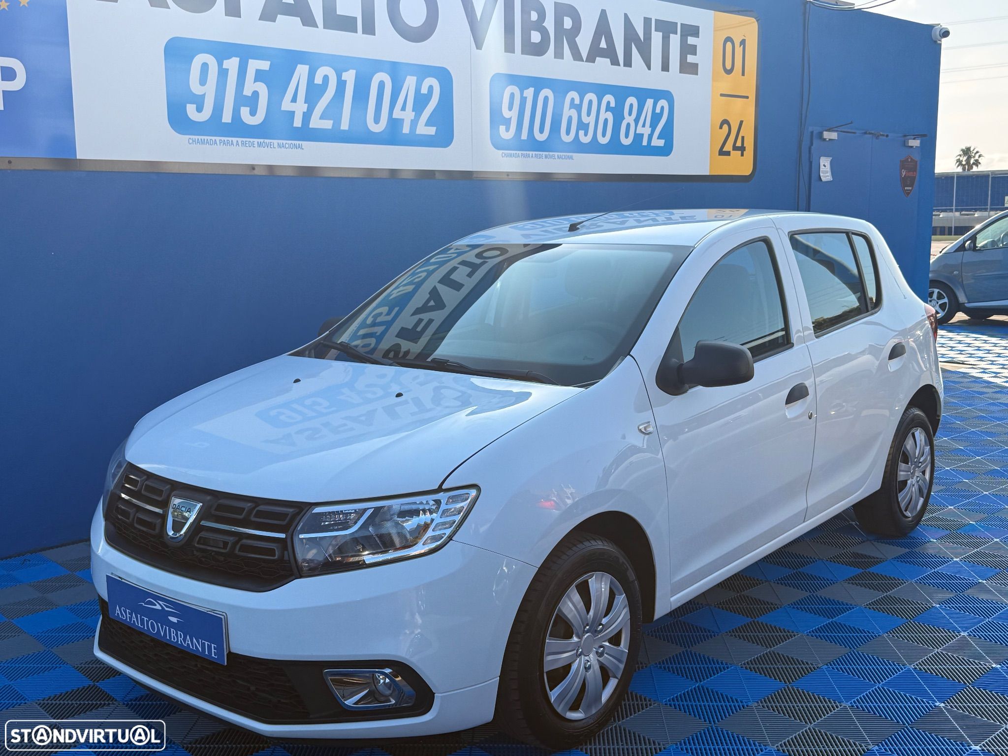 Dacia Sandero 1.0 SCe Comfort - 1