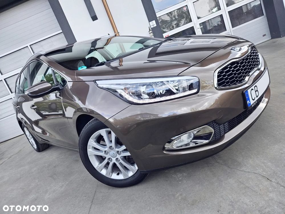 Kia Ceed 1.6 GDI L - 1