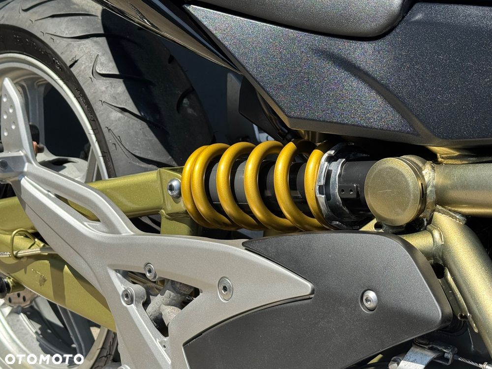 Kawasaki ER - 7