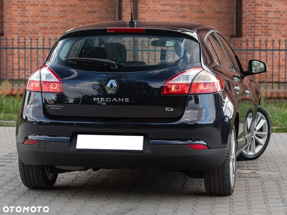 Renault Megane TCe 180 Dynamique - 12