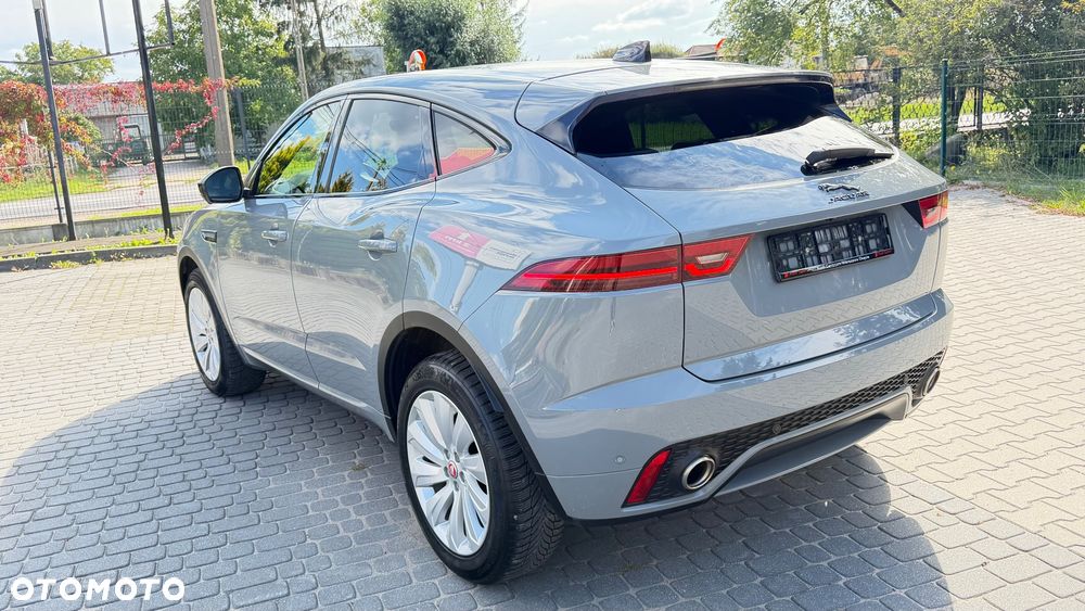 Jaguar E-Pace P250 AWD R-Dynamic - 7