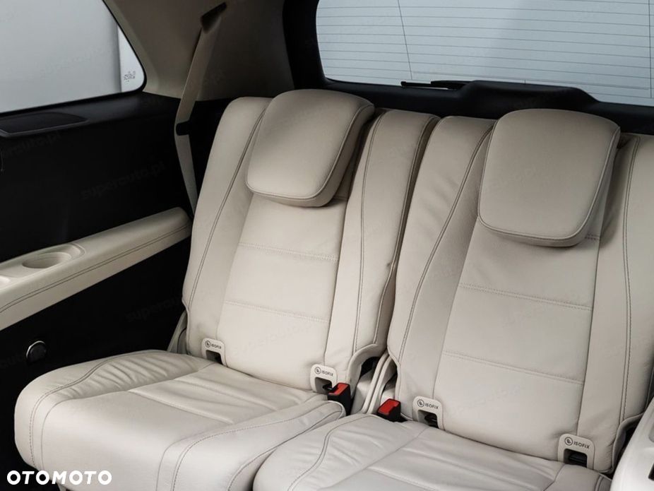 Mercedes-Benz GLS - 16