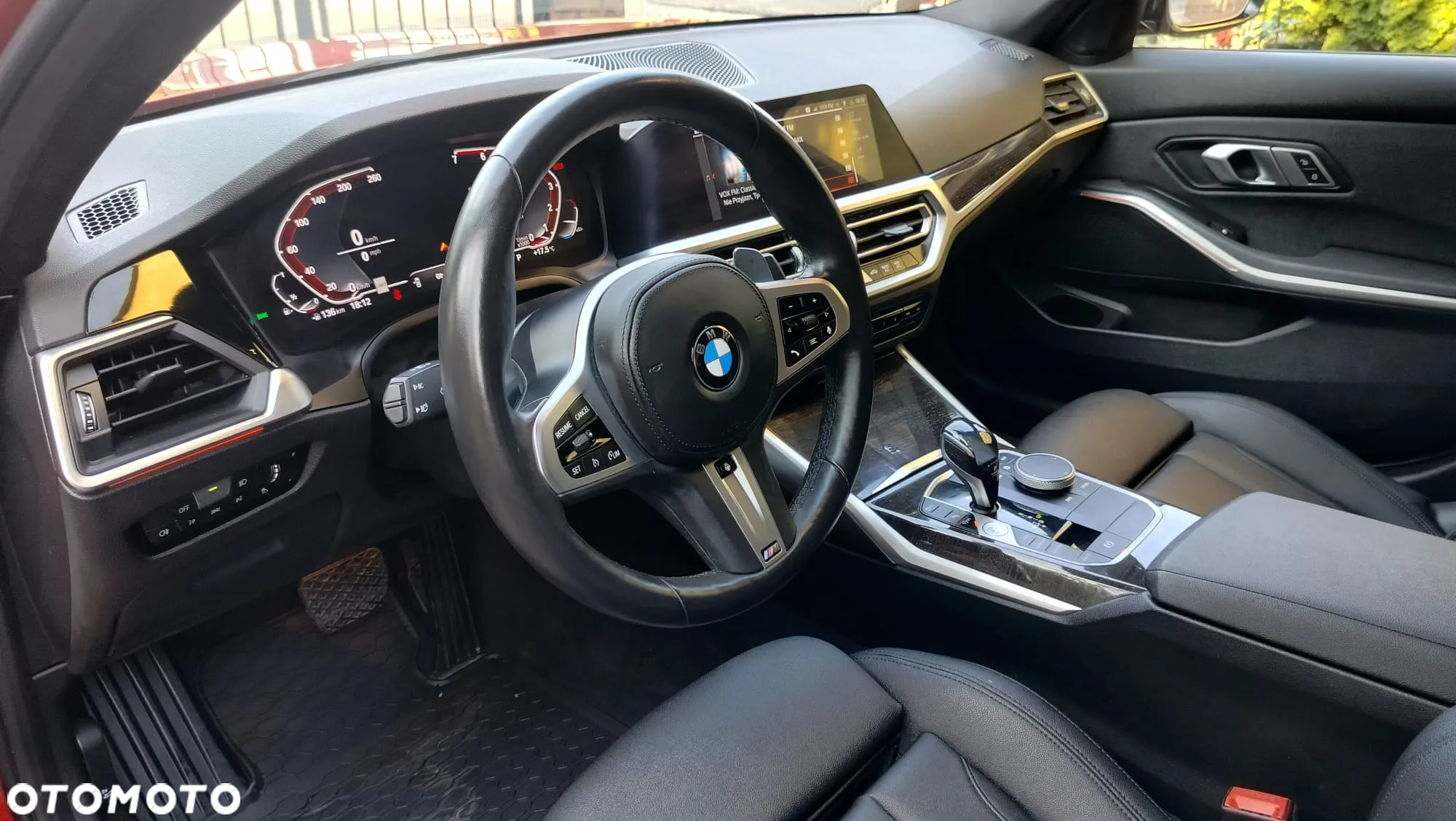 BMW Seria 3 330i xDrive M Sport - 11