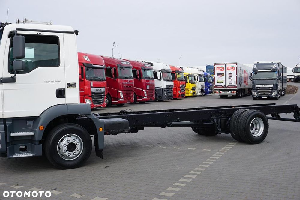MAN TGM / 15.290 / EURO 5 / PODWOZIE DO ZABUDOWY / DŁ. 7,4 M - 26