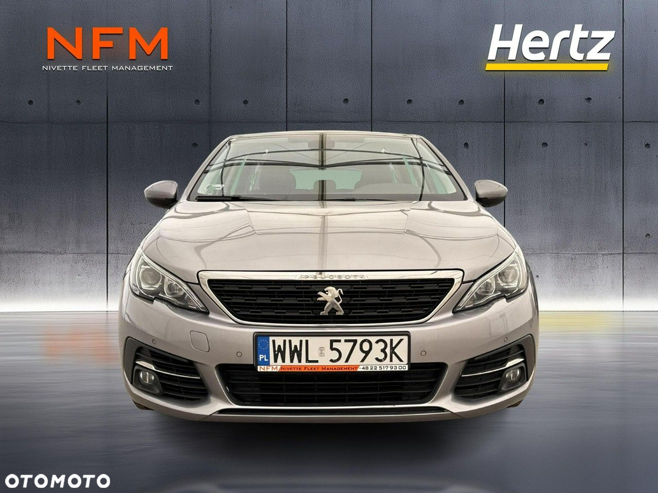 Peugeot 308 - 8