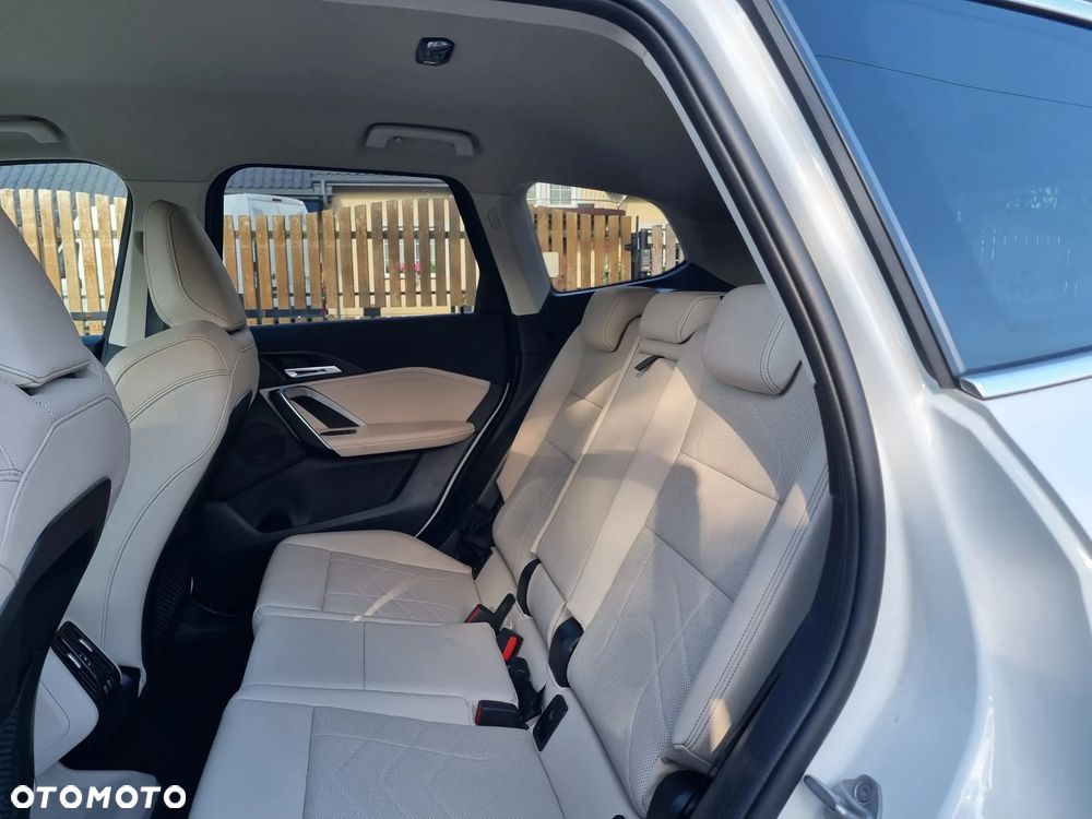 BMW X1 sDrive18i xLine - 34