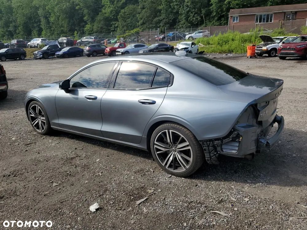 Volvo S60 T6 AWD R-Design - 2