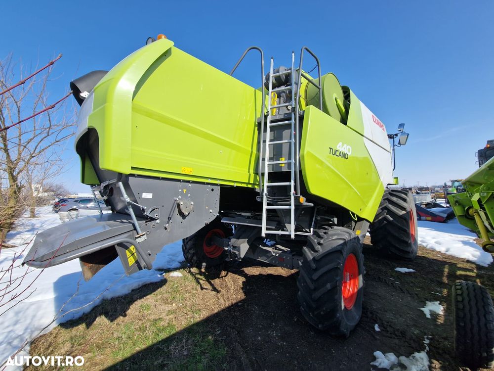 Claas TUCANO 440 - 3