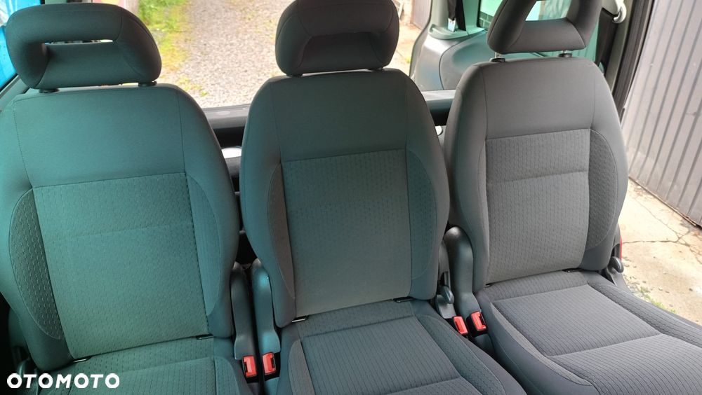 Volkswagen Sharan 1.8T Basis - 17