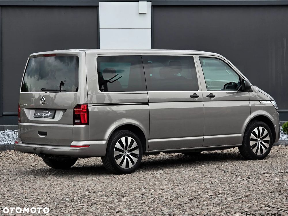 Volkswagen Multivan - 25