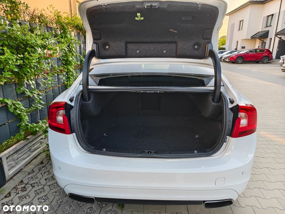 Volvo S60 T5 Drive-E Summum - 9