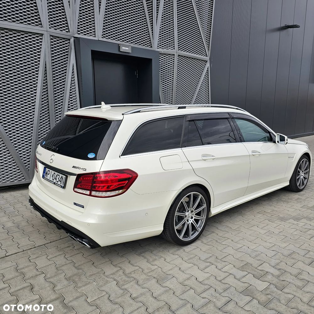 Mercedes-Benz Klasa E 63 AMG 4Matic AMG Speedshift MCT - 5
