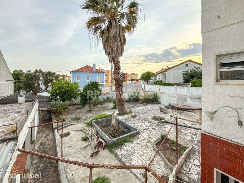 Moradia T3 de 2 pisos em Vila Nova da Barquinha - Grande imagem: 2/60
