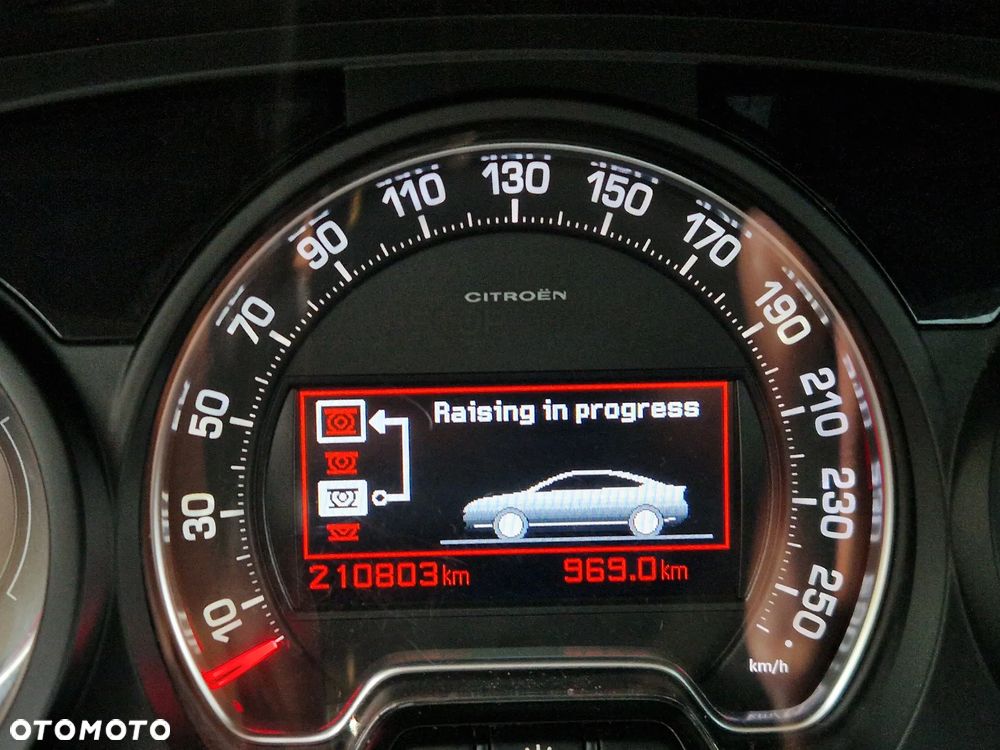 Citroën C5 BlueHDi 180 S&S EAT6 Cross - 10