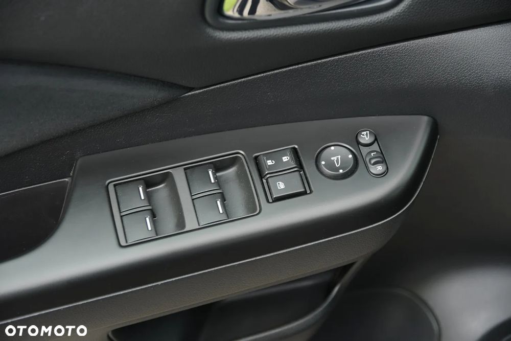 Honda CR-V 2.0i-VTEC 2WD S - 30