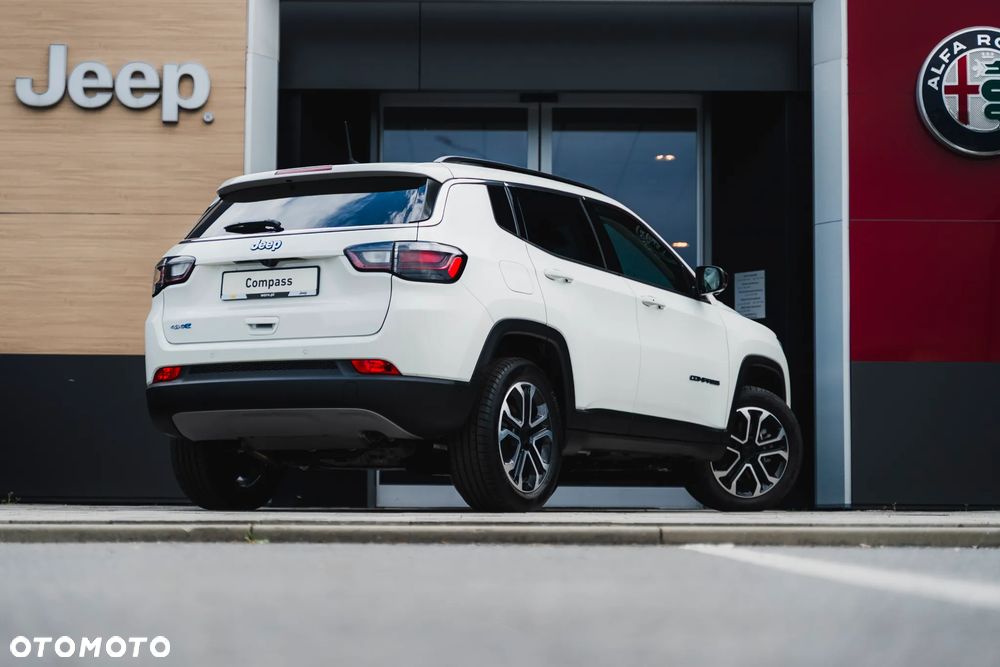 Jeep Compass - 11