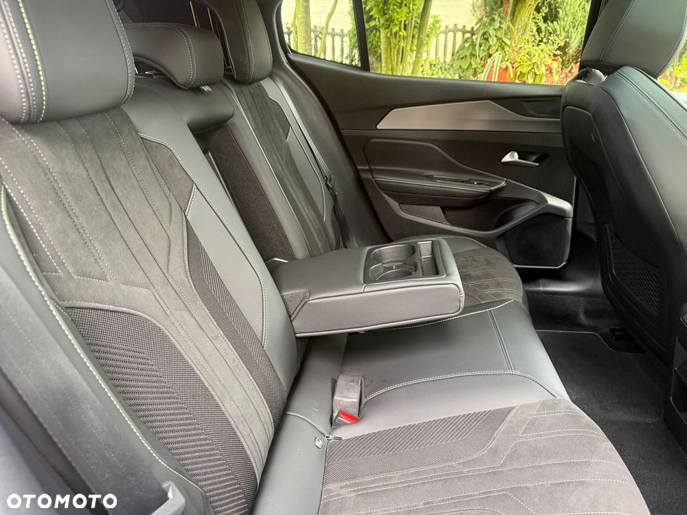 Peugeot 408 1.2 PureTech GT S&S EAT8 - 29