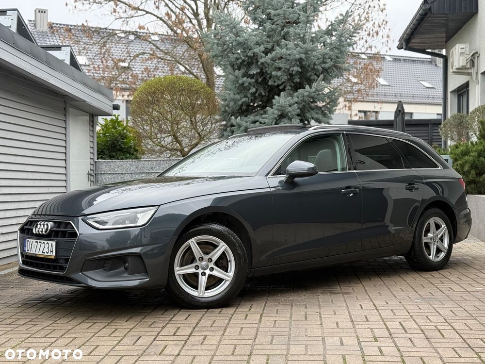 Audi A4 Avant 30 TDI advanced - 1
