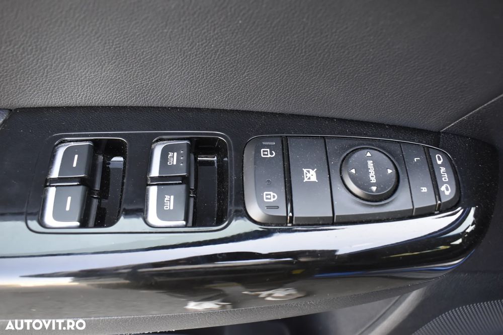 Kia Sportage - 35