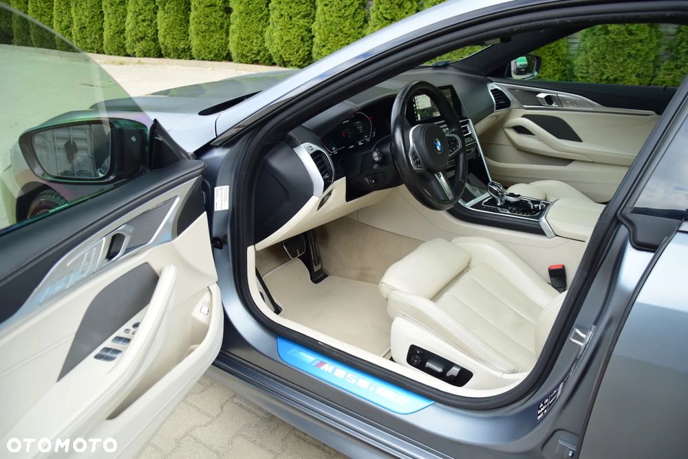 BMW Seria 8 - 20