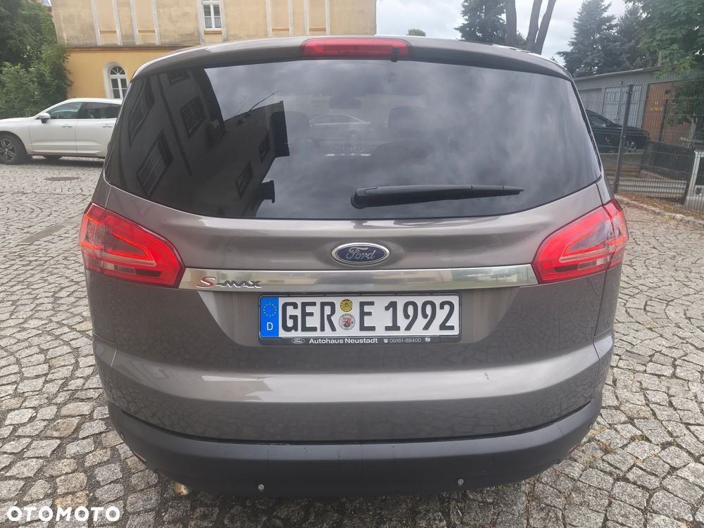 Ford Mondeo 2.0 TDCi ECOnetic Business Edition - 4