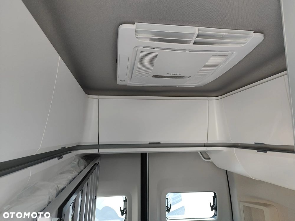 Volkswagen California - 16