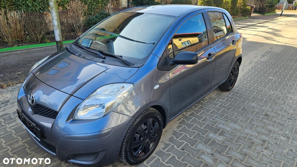 Toyota Yaris 1.0 Terra A/C - 1