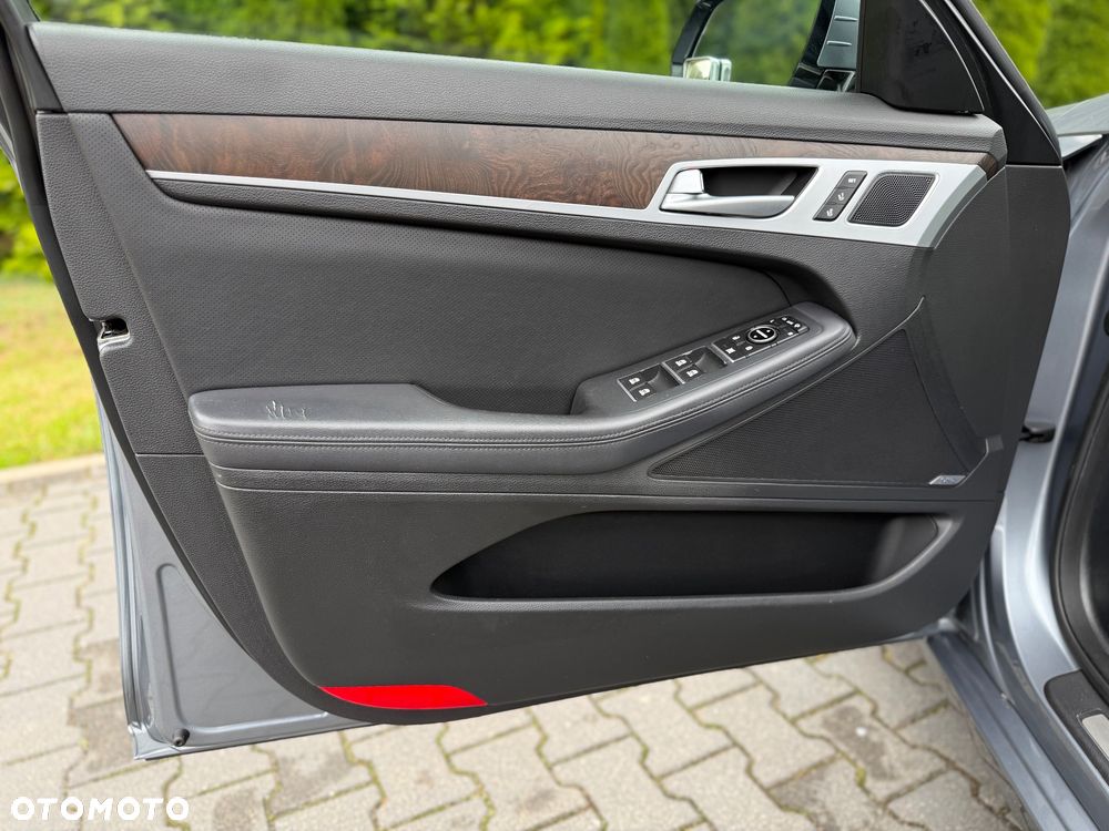 Genesis G80 - 26
