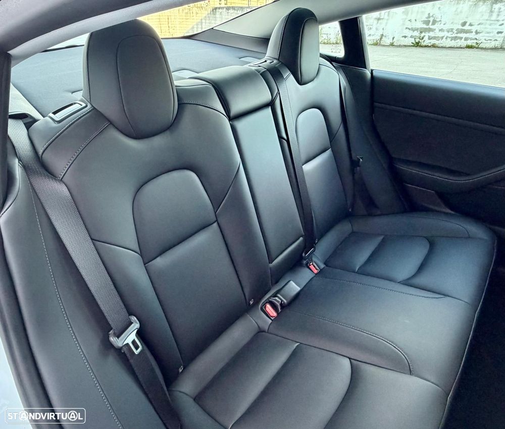 Tesla Model 3 Standard RWD - 13