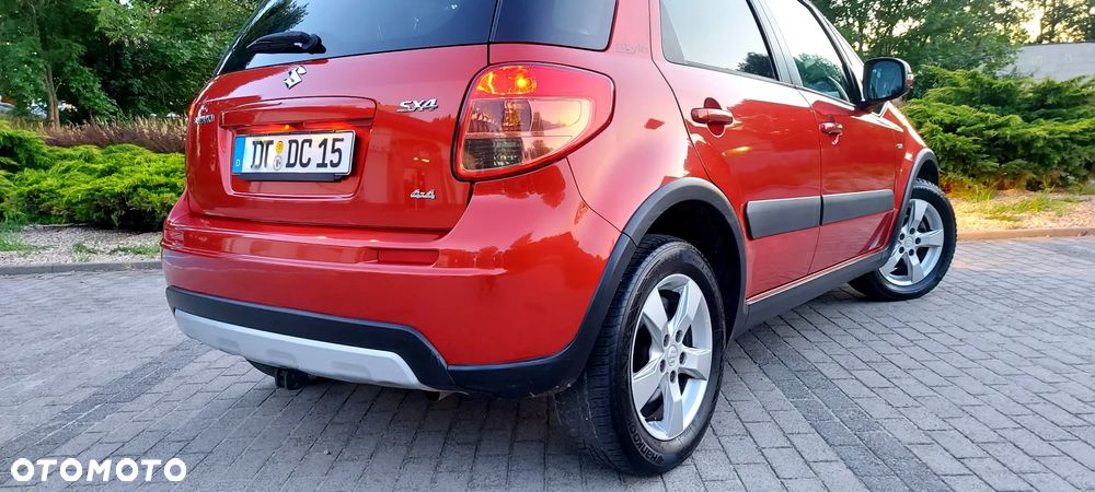 Suzuki SX4 2.0 DDiS 4x4 Style - 16