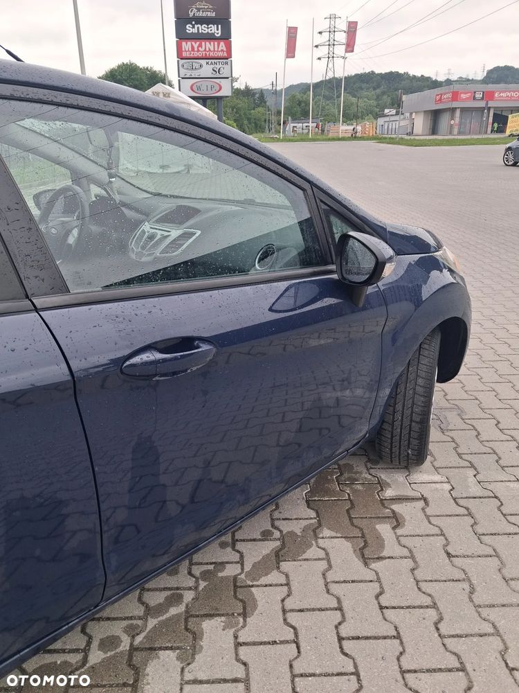 Ford Fiesta 1.4 TDCi Ambiente - 10