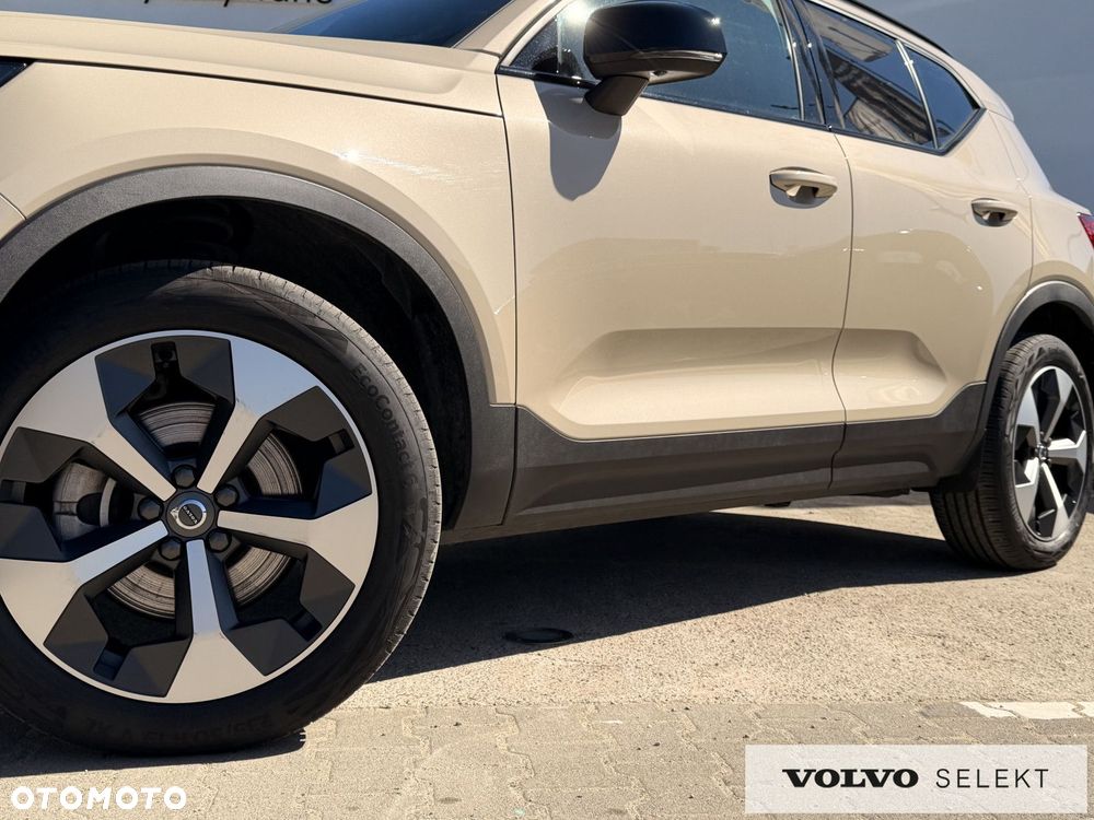Volvo XC 40 - 4