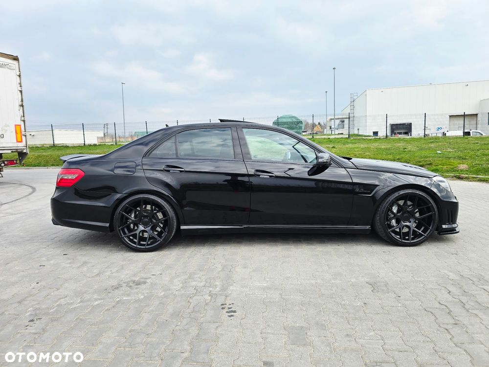 Mercedes-Benz Klasa E 63 AMG AMG Speedshift 7G-MCT - 9