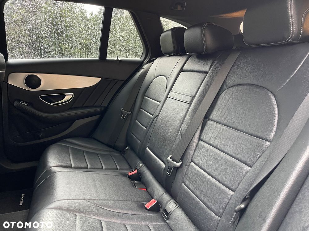 Mercedes-Benz Klasa C 200 4-Matic 9G-TRONIC - 13