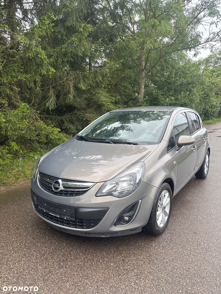 Opel Corsa - 1