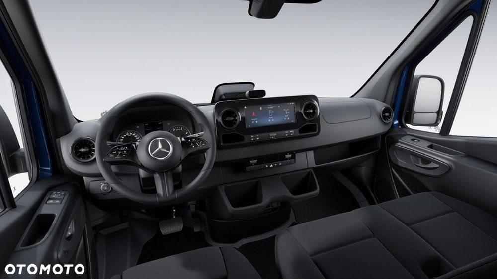 Mercedes-Benz Sprinter - 4