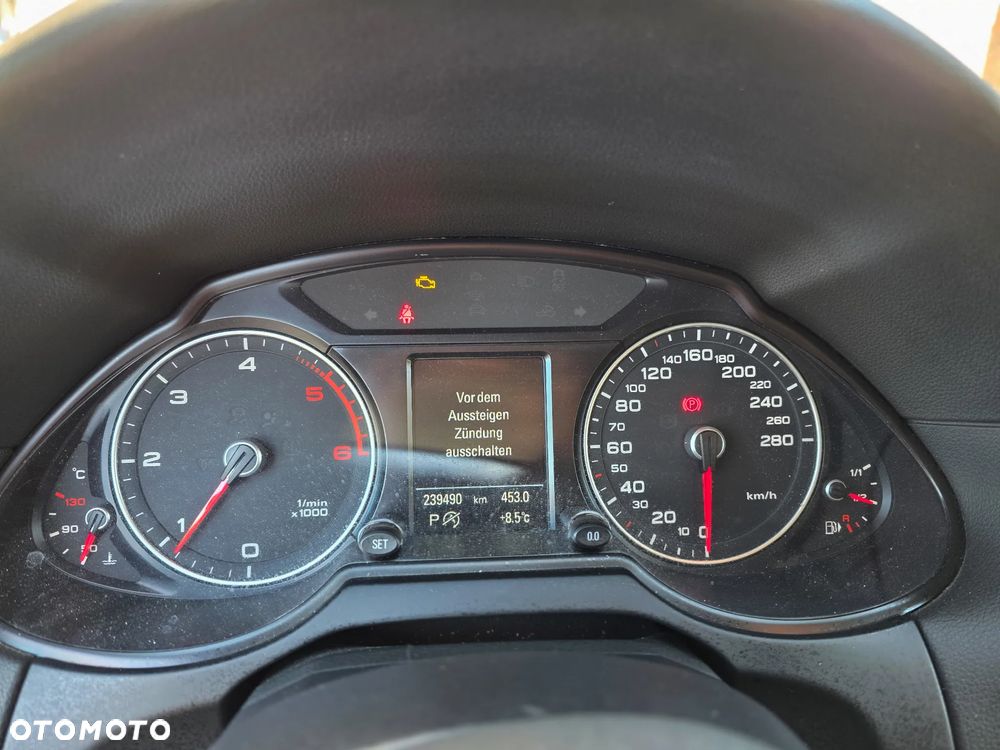 Audi Q5 2.0 TDI Quattro S tronic design - 11