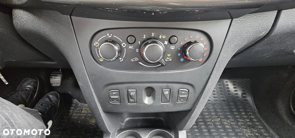 Dacia Sandero 0.9 TCe Laureate - 4