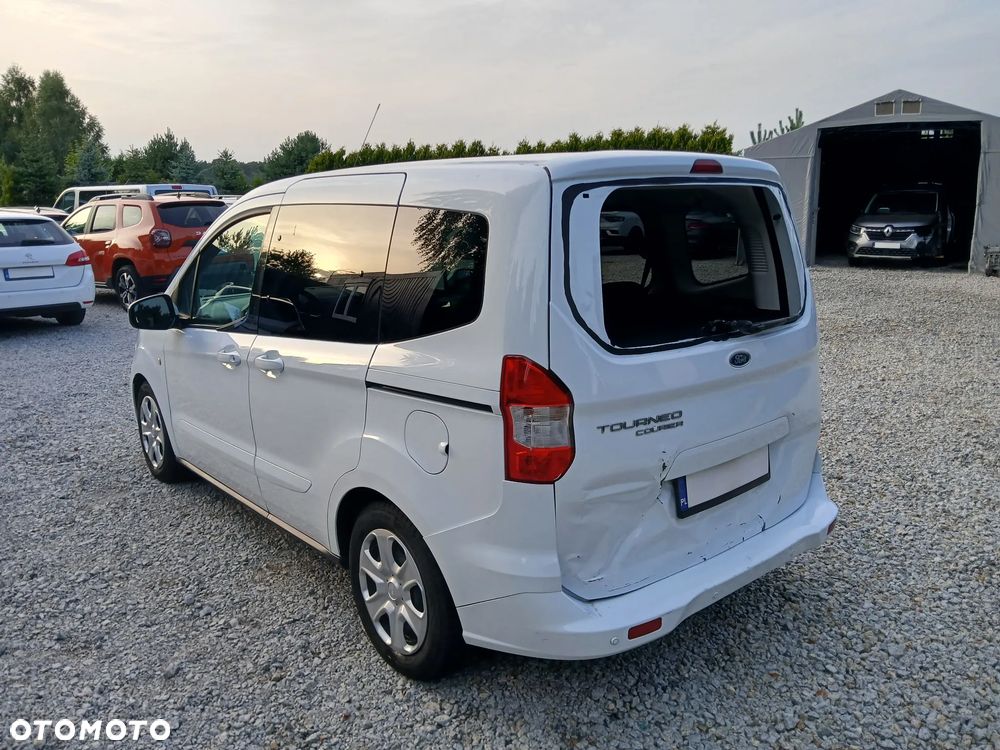 Ford Tourneo Courier 1.5 TDCi Trend - 5