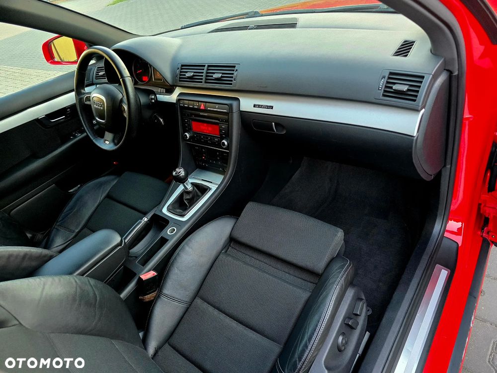 Audi A4 Avant 1.8T Quattro - 22