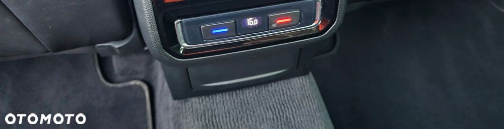 Volkswagen Passat Variant - 25
