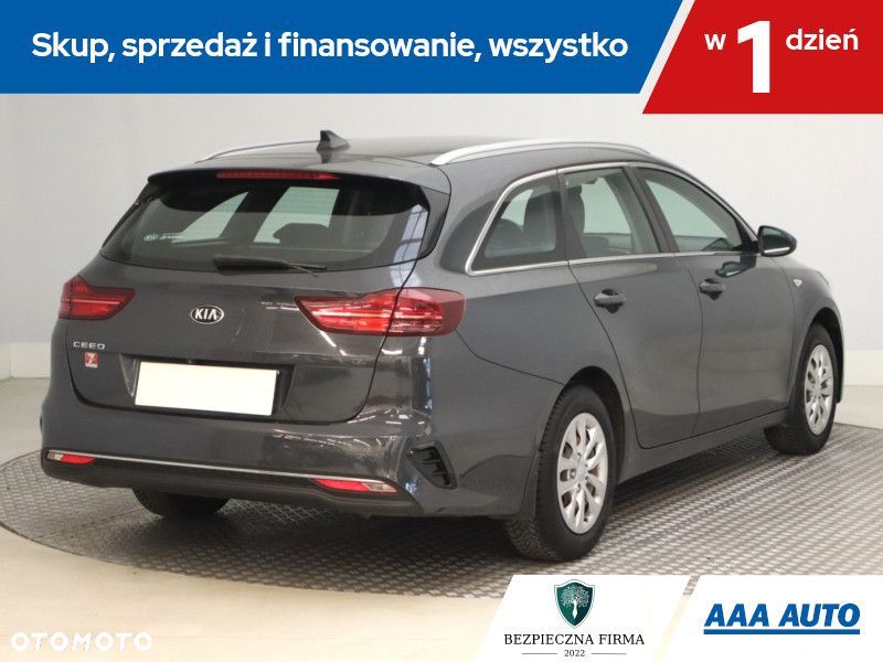 Kia Ceed - 7