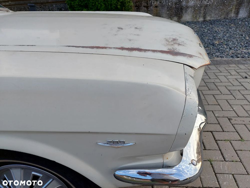 Ford Mustang - 11